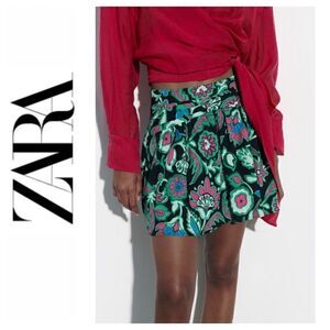 NWT Zara Multicolored Floral Print Linen Blend High Waisted A-Line Mini Skirt